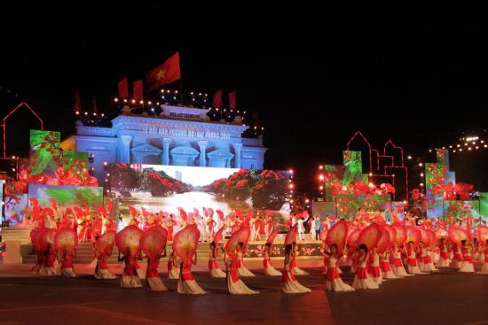 Tổ chức hội diễn Tổ chức hội diễn